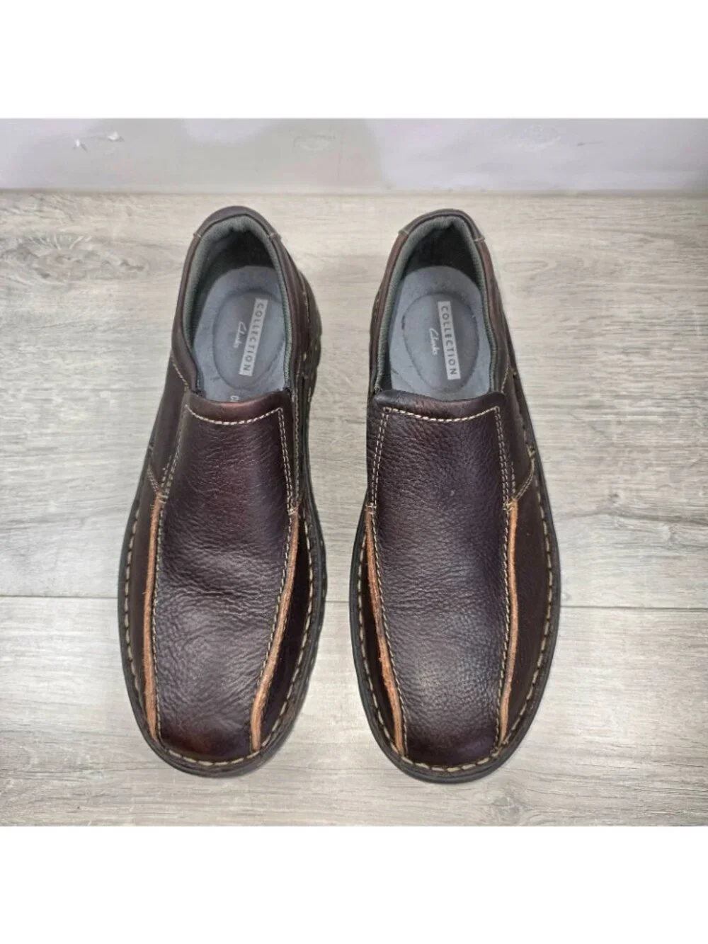 Clarks Mens Comfort Shoes Brown Leather Slip on Sz 9M Loafers Walking Casual